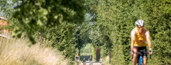 A vélo dans le Beaujolais © etienne_ramousse_destination_beaujolais