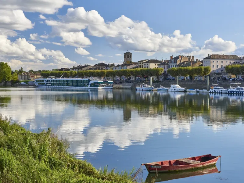 Tournus plaisance sur la Saône