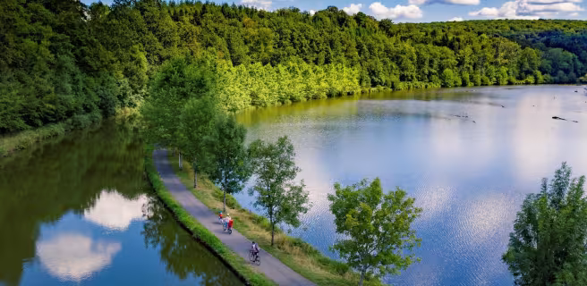 La Voie Bleue entre canal et Moselle vers Charmes