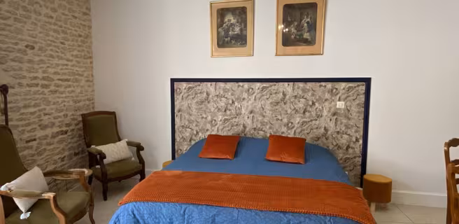 Château de Chatenay - chambre meublée 2 personnes + lit appoint