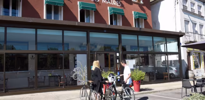 Les Trois Maures