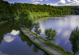 Onthaasten aan het water