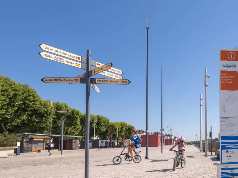 Aansluitingen met andere fietsroutes